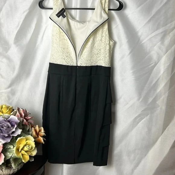 Dress NWT Black & White ,lace ,beads ,back zipper, Layered look ,event, classic - Picture 11 of 16
